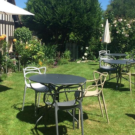 La Maison De La Plage - La Cerisaie Bed & Breakfast Honfleur Exterior photo