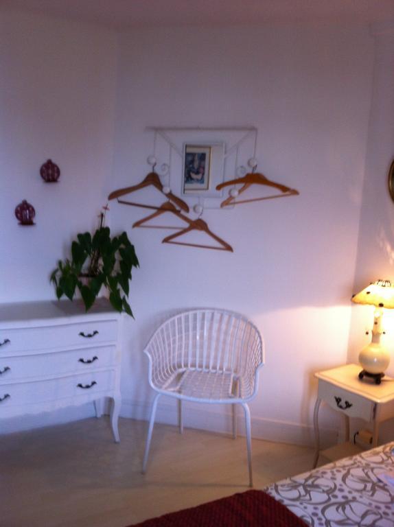 La Maison De La Plage - La Cerisaie Bed & Breakfast Honfleur Room photo