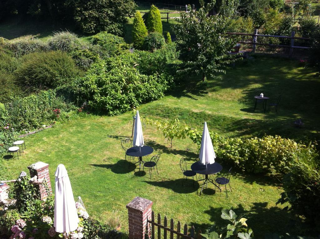 La Maison De La Plage - La Cerisaie Bed & Breakfast Honfleur Exterior photo